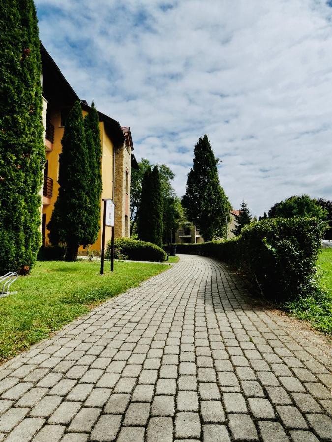 Fortuna Golf Apartman Bük Eksteriør billede